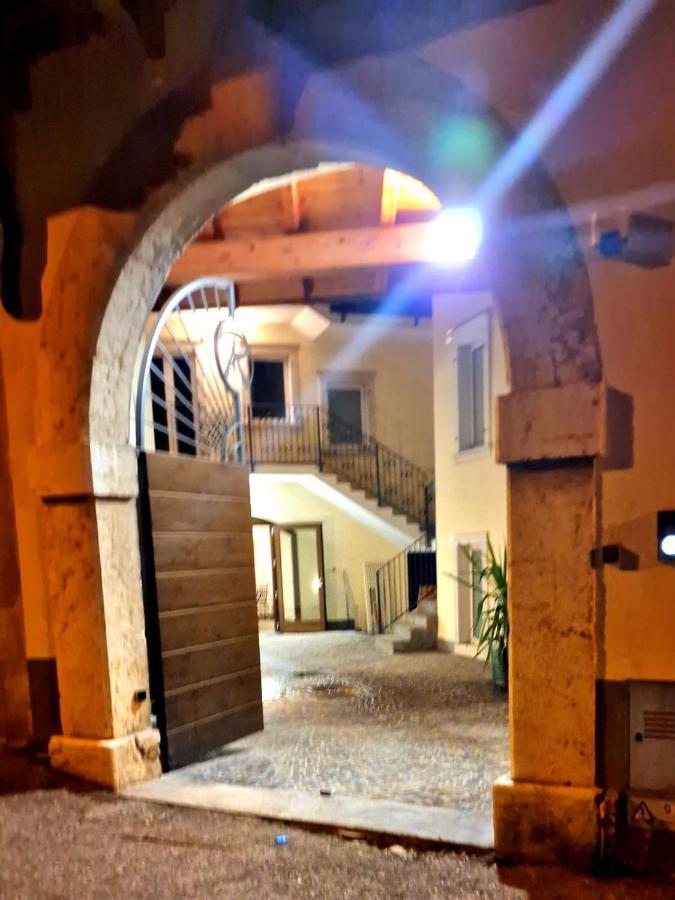 مبيت وإفطار آركو Sentieri Del Garda المظهر الخارجي الصورة